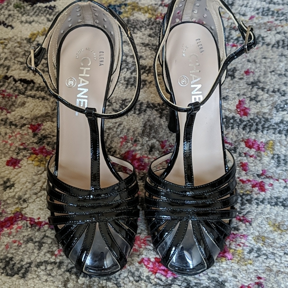 Like New Chanel heels